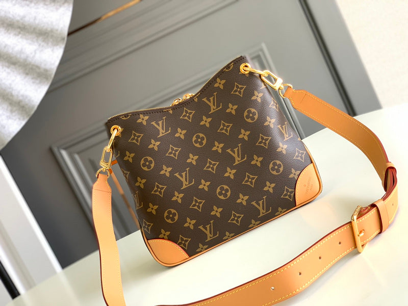 I W Fashion Lu-Vi Bags - 16861