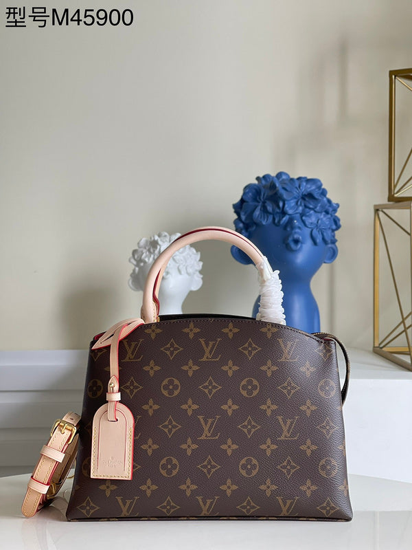 I W Fashion Lu-Vi bags - 17319