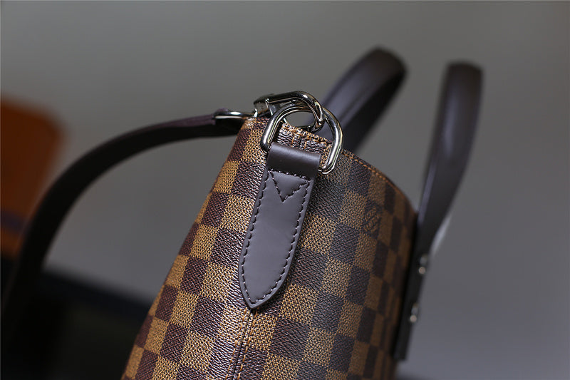 I W Fashion Lu-Vi bags - 9840