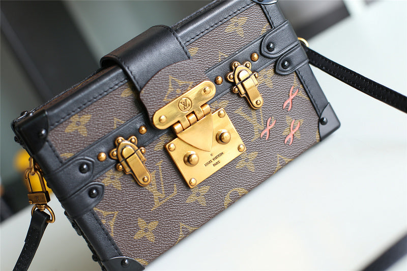 I W Fashion Lu-Vi bags - 8238