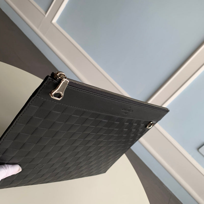 I W Fashion Lu-Vi bags - 17520