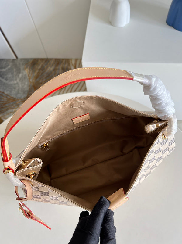 I W Fashion Lu-Vi bags - 17152