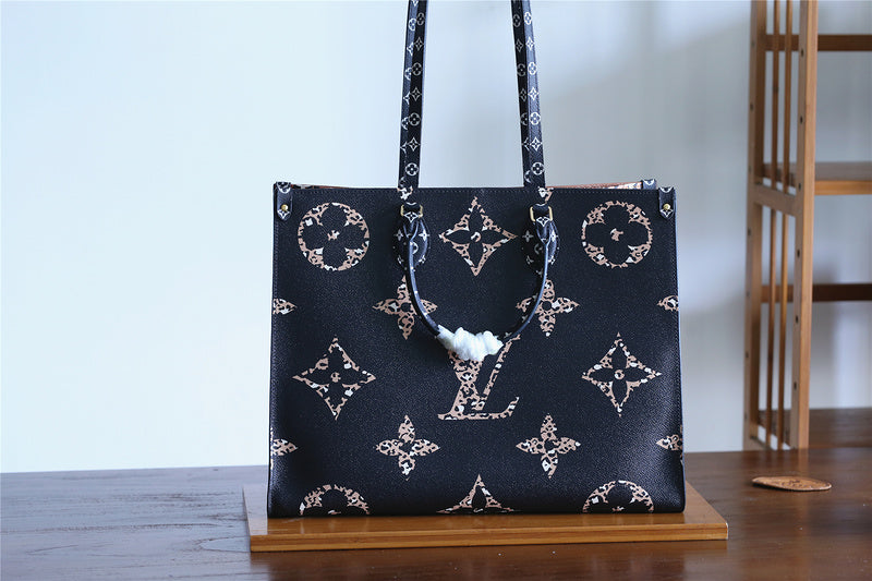I W Fashion Lu-Vi bags - 8671
