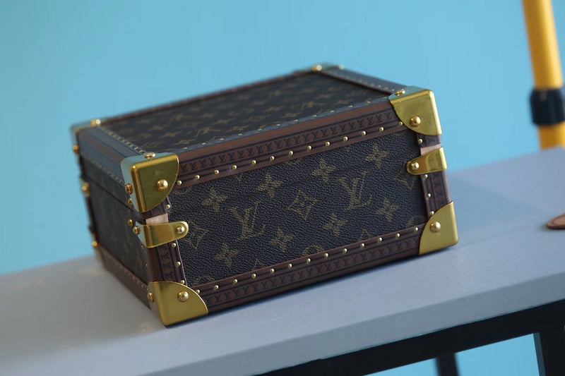 I W Fashion Lu-Vi bags - 9532
