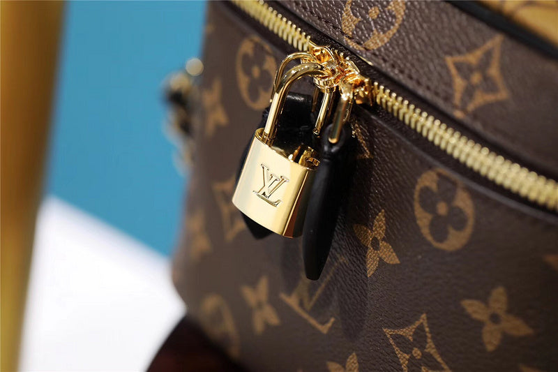 I W Fashion Lu-Vi bags - 8606