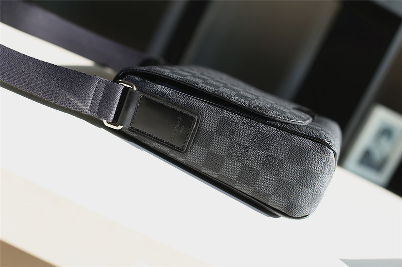 I W Fashion Lu-Vi bags - 10415