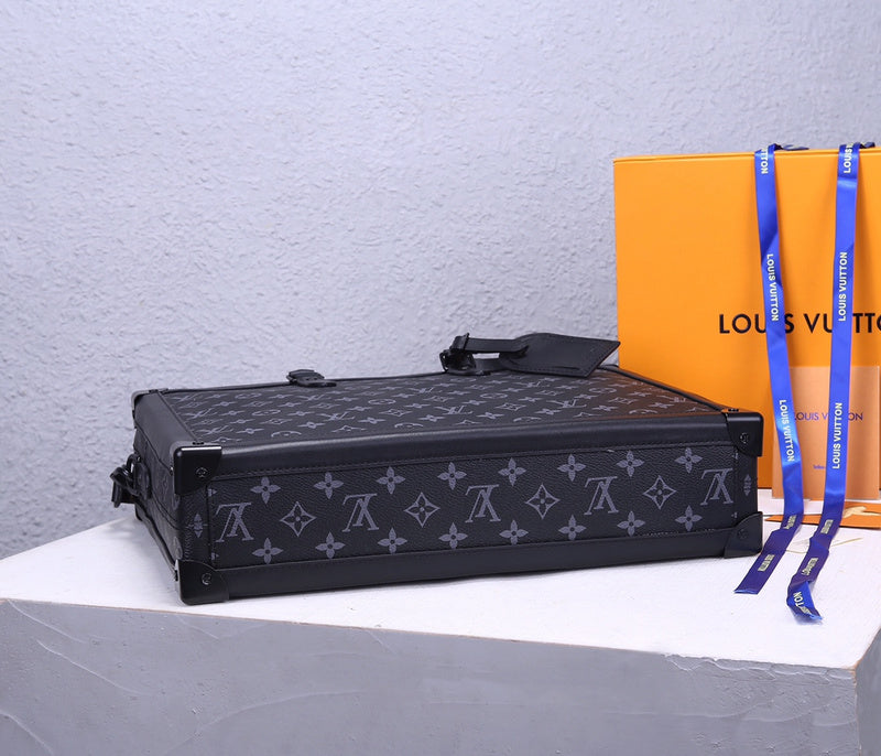 I W Fashion Lu-Vi bags - 17679
