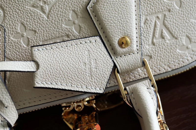 I W Fashion Lu-Vi bags - 8299
