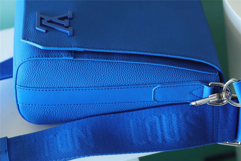 I W Fashion Lu-Vi bags - 9927