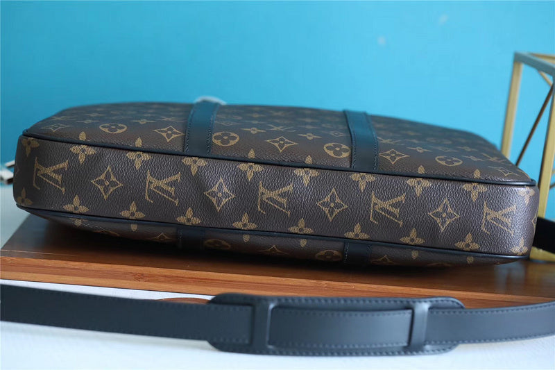 I W Fashion Lu-Vi bags - 9853