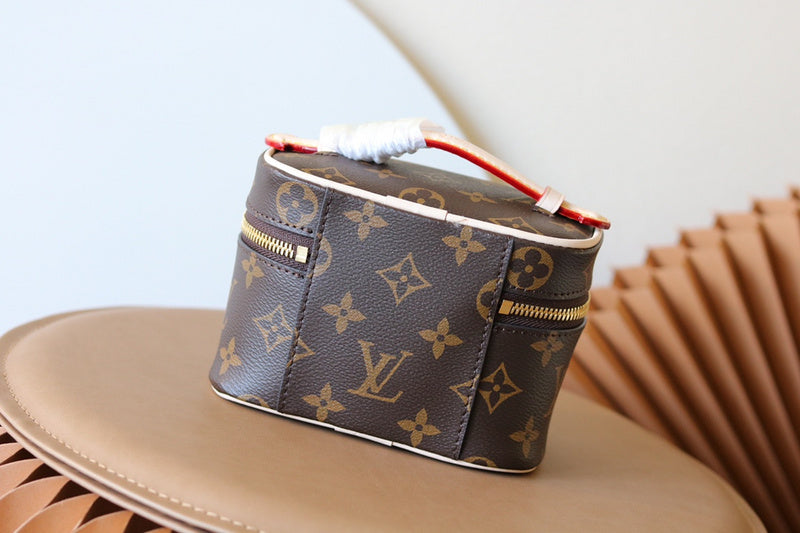 I W Fashion Lu-Vi Bags - 16982