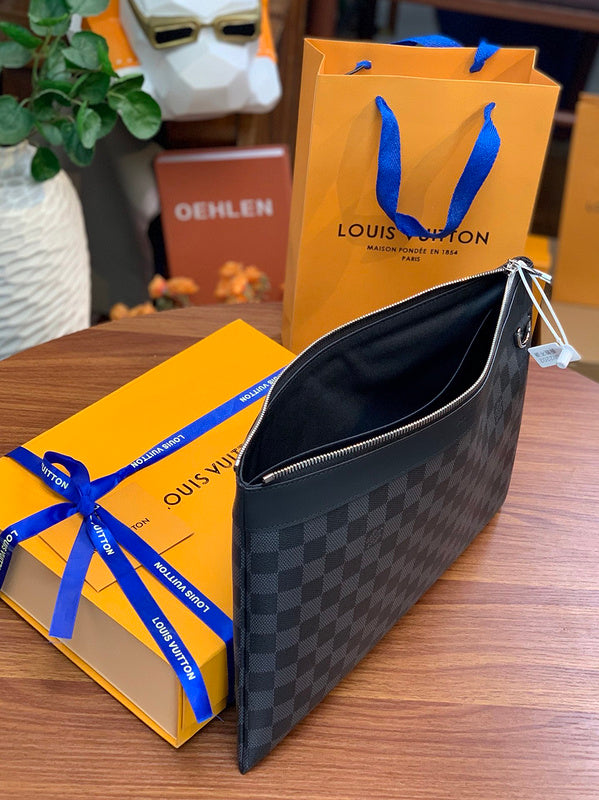 I W Fashion Lu-Vi Bags - 16659