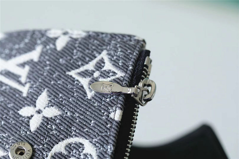 I W Fashion Lu-Vi bags - 8807