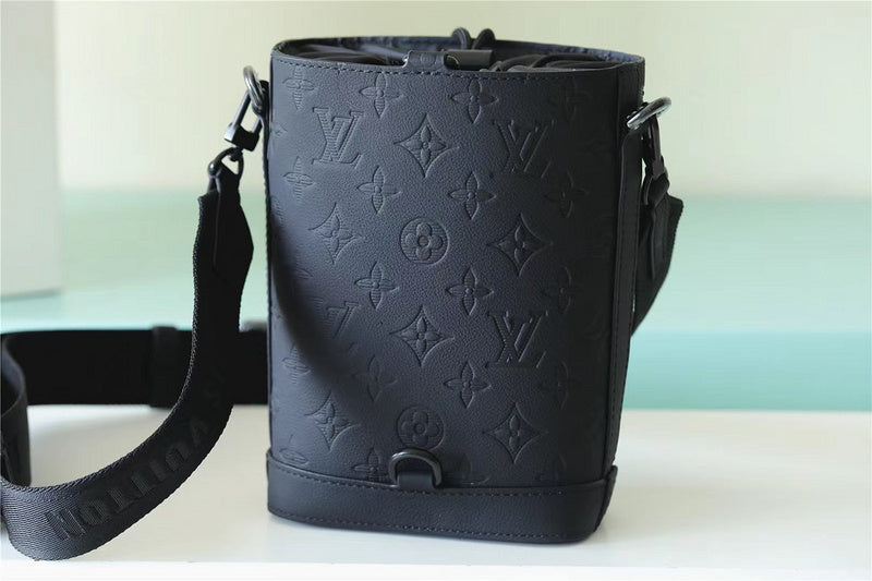 I W Fashion Lu-Vi bags - 9940
