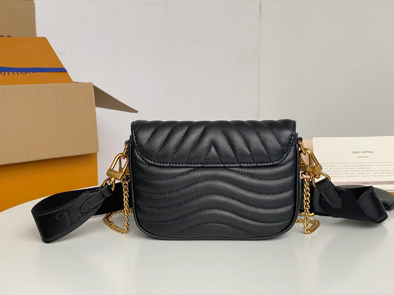 I W Fashion Lu-Vi bags - 17581