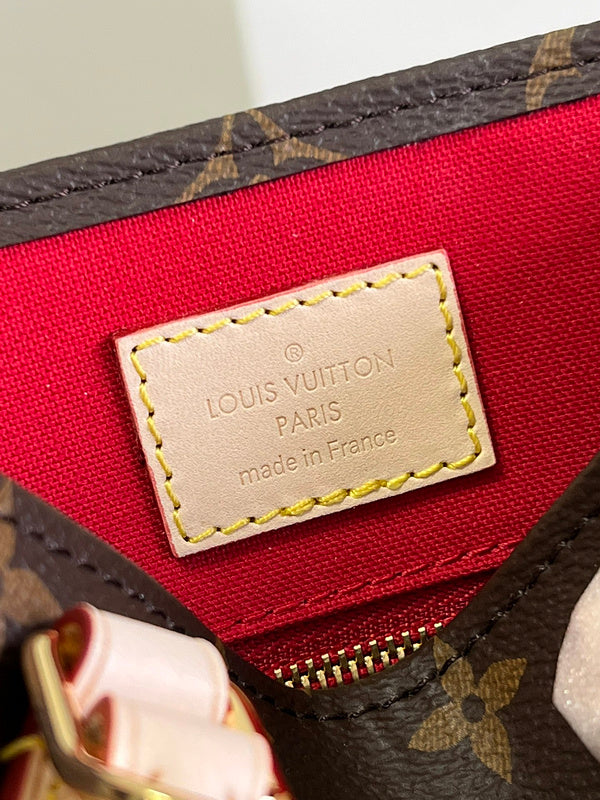 I W Fashion Lu-Vi bags - 17303