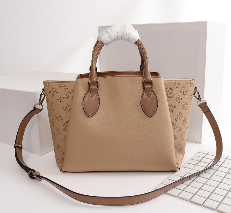I W Fashion Lu-Vi bags - 17865