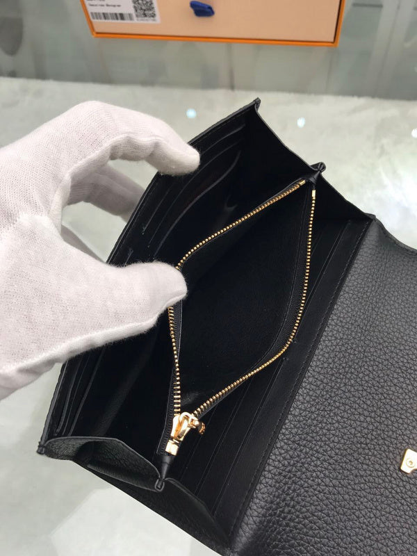 I W Fashion Lu-Vi bags - 8999