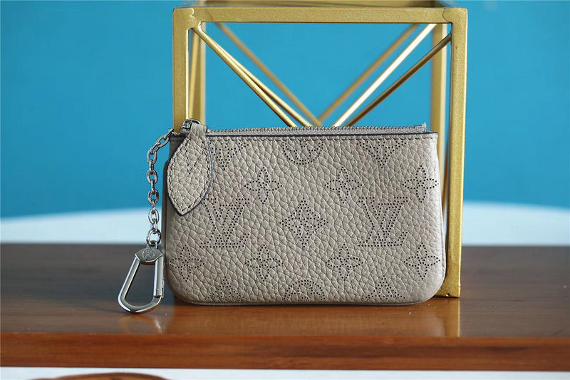 I W Fashion Lu-Vi bags - 8970