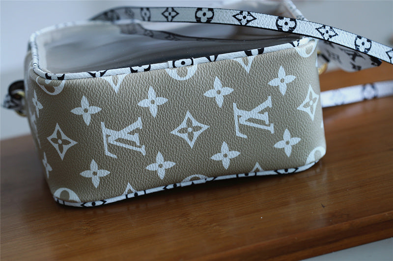 I W Fashion Lu-Vi bags - 9394