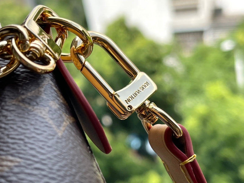 I W Fashion Lu-Vi bags - 17504