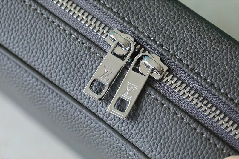 I W Fashion Lu-Vi bags - 10676