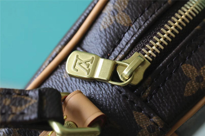 I W Fashion Lu-Vi bags - 9902