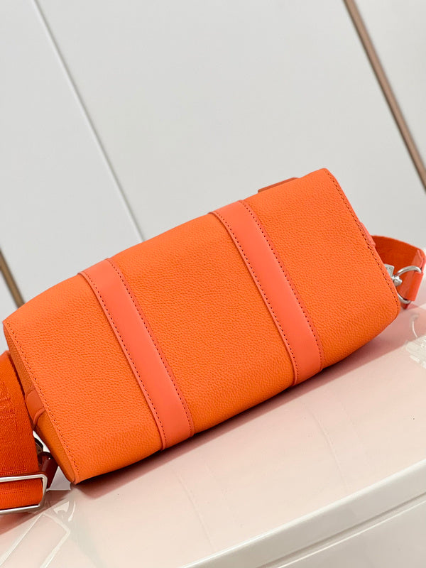 I W Fashion Lu-Vi bags - 16989