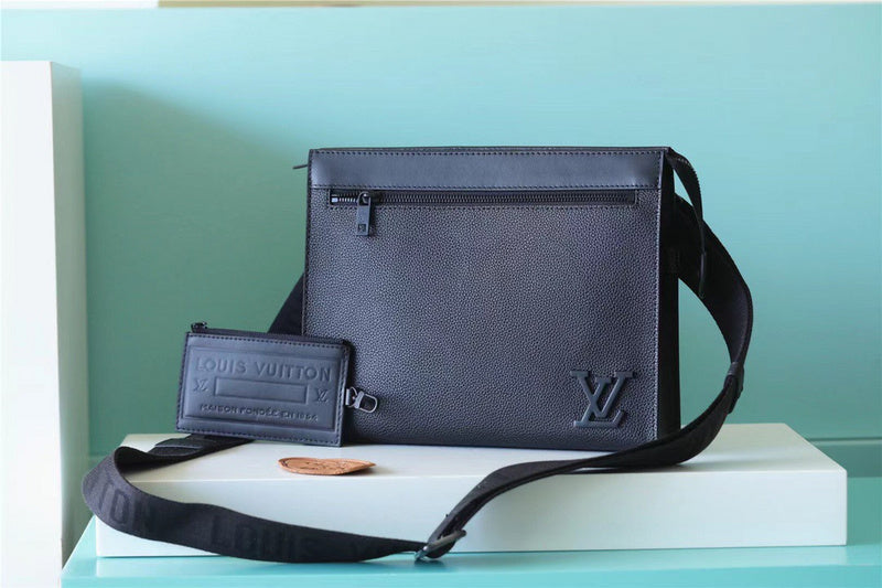 I W Fashion Lu-Vi bags - 10035