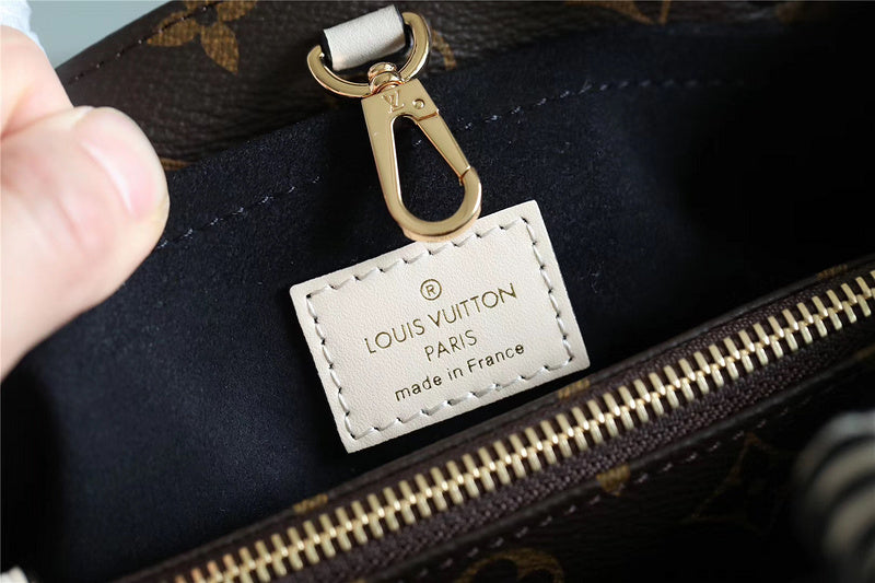 I W Fashion Lu-Vi bags - 8023