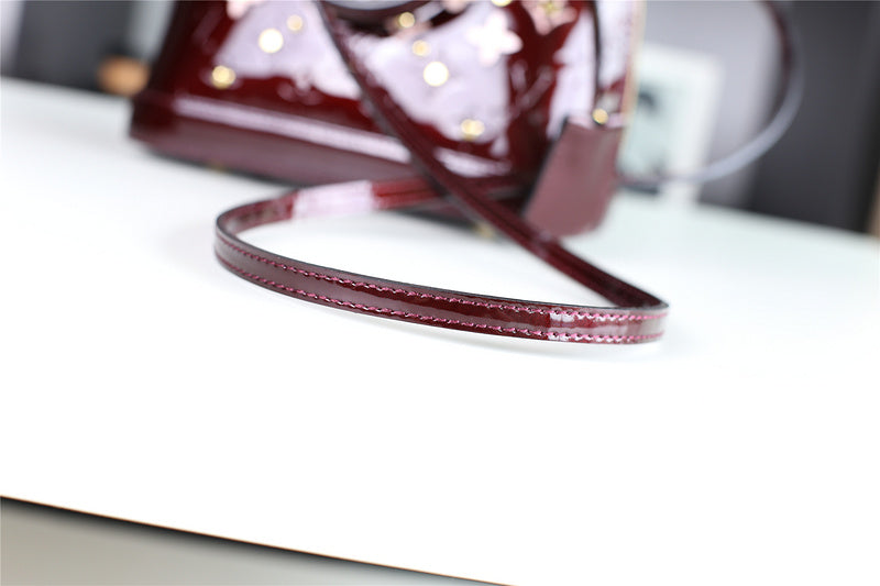 I W Fashion Lu-Vi bags - 8264