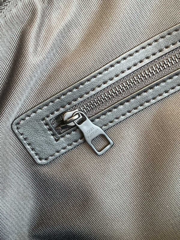 I W Fashion Lu-Vi bags - 17286
