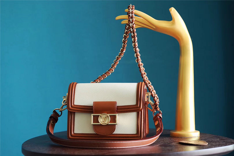I W Fashion Lu-Vi bags - 8126