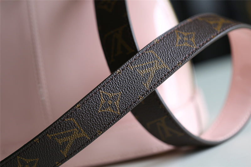 I W Fashion Lu-Vi bags - 8278