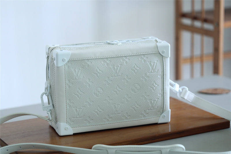 I W Fashion Lu-Vi bags - 10185