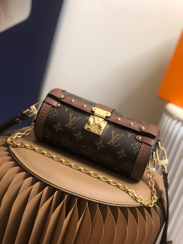 I W Fashion Lu-Vi bags - 17063