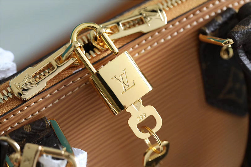 I W Fashion Lu-Vi bags - 8249