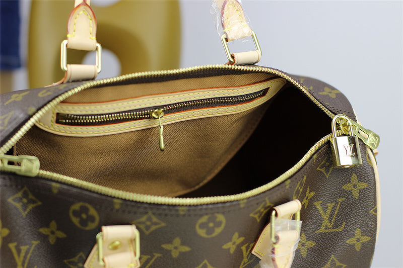 I W Fashion Lu-Vi bags - 8175