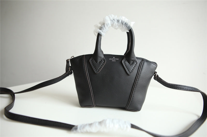 I W Fashion Lu-Vi bags - 8681