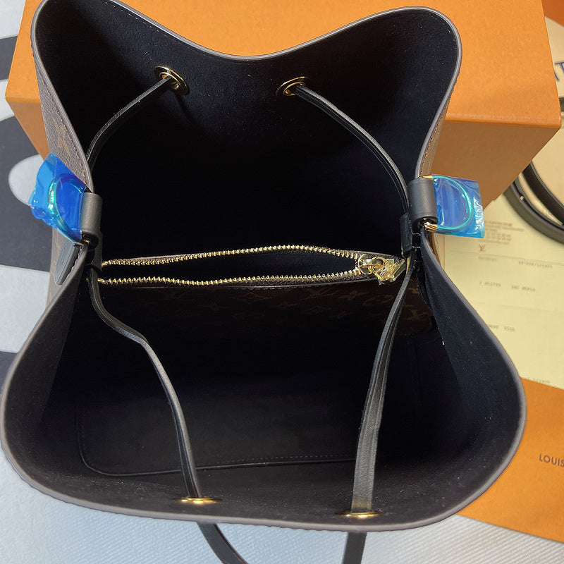 I W Fashion Lu-Vi bags - 8580