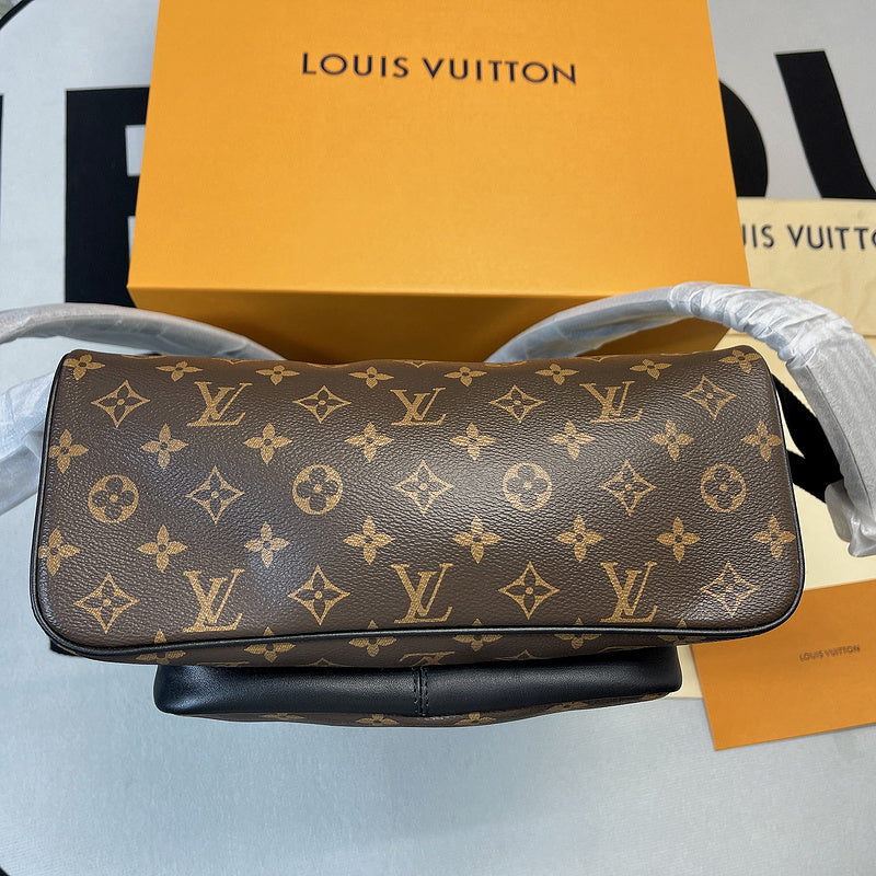I W Fashion Lu-Vi bags - 9717