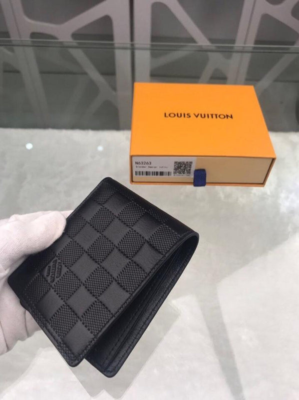 I W Fashion Lu-Vi bags - 17844
