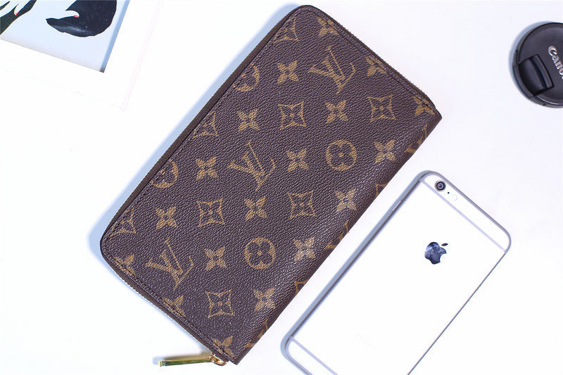 I W Fashion Lu-Vi bags - 10881