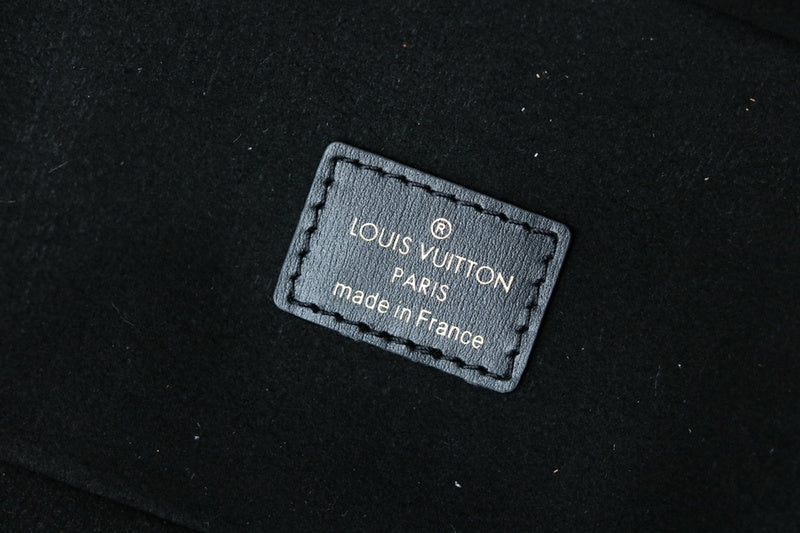 I W Fashion Lu-Vi bags - 17214