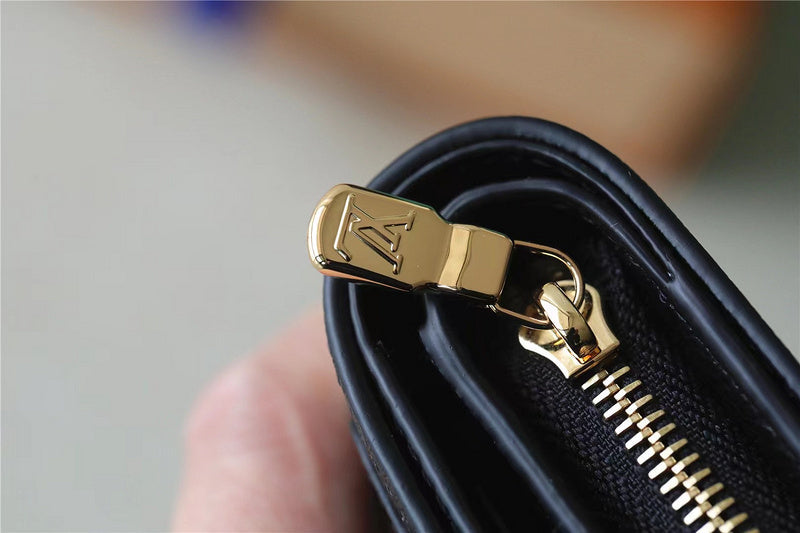 I W Fashion Lu-Vi bags - 8768
