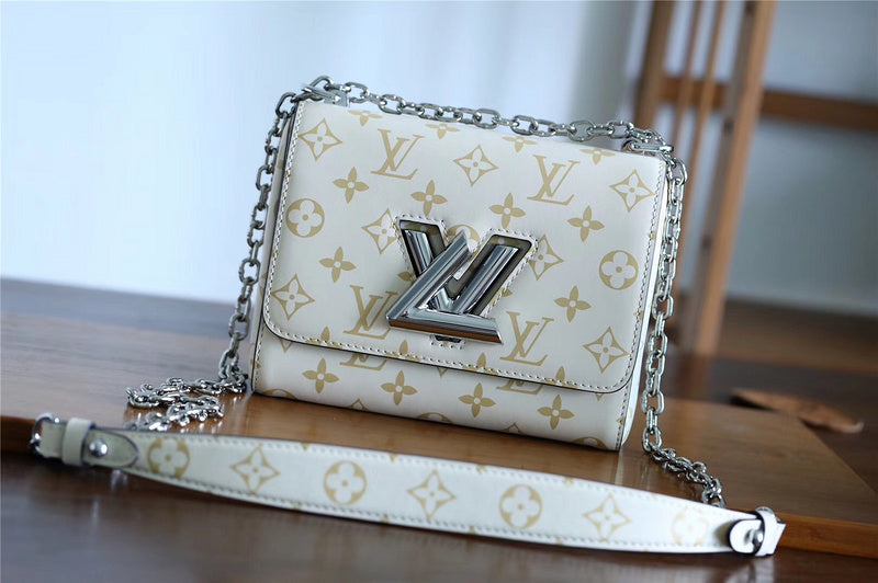I W Fashion Lu-Vi bags - 8445