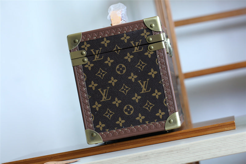 I W Fashion Lu-Vi bags - 9515