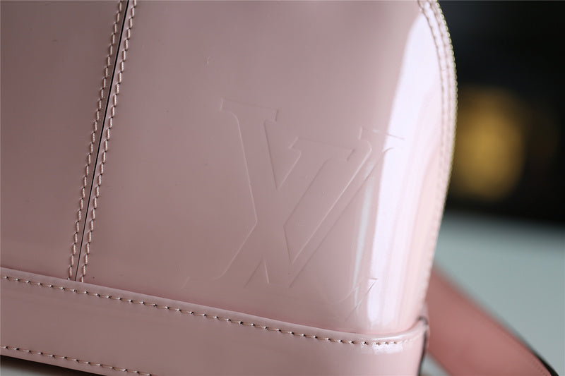 I W Fashion Lu-Vi bags - 8278