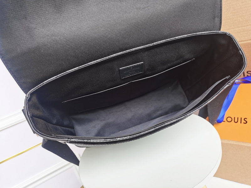 I W Fashion Lu-Vi bags - 17130
