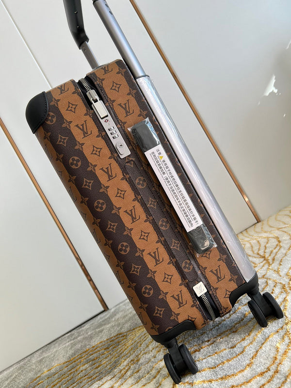 I W Fashion Lu-Vi bags - 11375